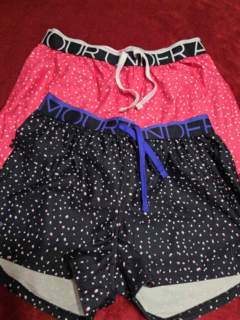 Lot Under Armour Girls' Pink and Black Dot Athletic Shorts